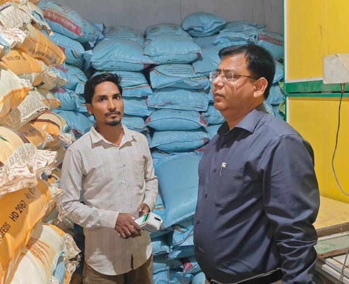 Licenses of three fertilizer sellers suspended, notice to two