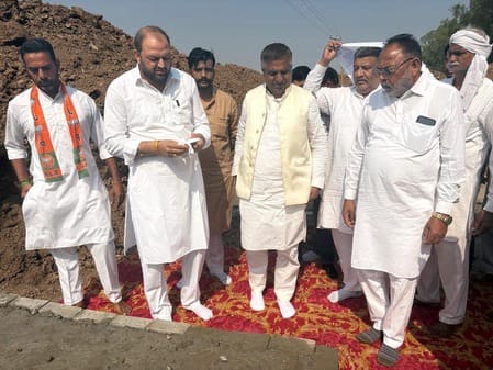 A health center will be built in Harigarh village, at a cost of Rs 73 lakh.