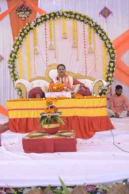 Man should become one with the infinite by nullifying his ego: Baluni