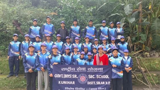 Volunteers cleaned the Shiv Tandav cave and the natural water source Khatnali.
