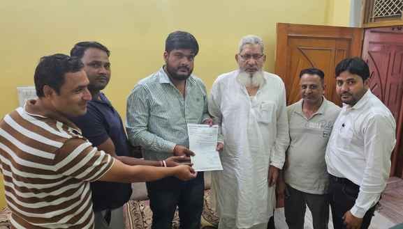Demand for beautification of Ganga Canal Ghat and bridge, memorandum submitted to MP representative