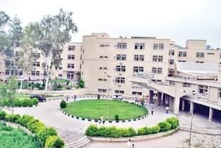 टांडा मेडिकल कॉलेज व अस्पताल