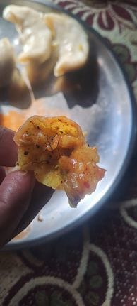The children were eating momos... an iron wire got stuck in their teeth.