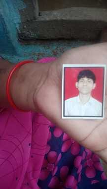 The young man who came home drunk committed suicide by hanging himself.