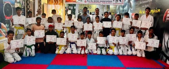 17 players won the yellow belt in the belt grading karate competition.