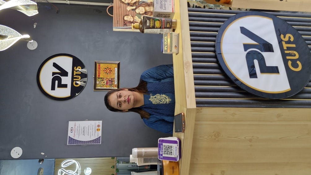 Turned a salon opened in the village into a brand, showed the needy the path to self-employment