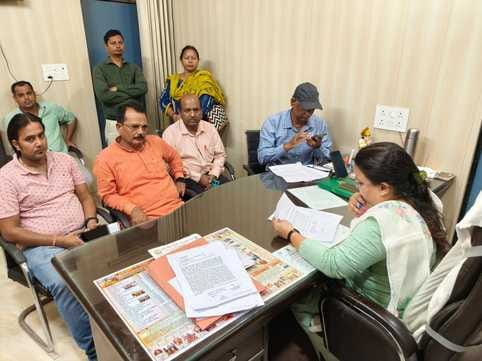 Staff of 41 schools are furious over the withholding of their salaries, a memorandum was submitted to the BSA.