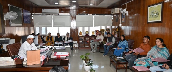 Deputy Commissioner strict on food safety, action will be taken against non-food grade packing