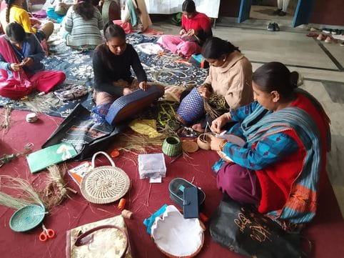 Chail women on the path to self-reliance: making special products from pine leaves