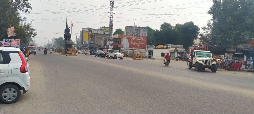 Traffic lights were not installed even after the proposal was passed.