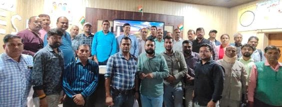 Signature campaign launched against TET mandatory