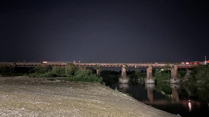 A bridge will be built on the old Hetimpur highway, providing convenience.