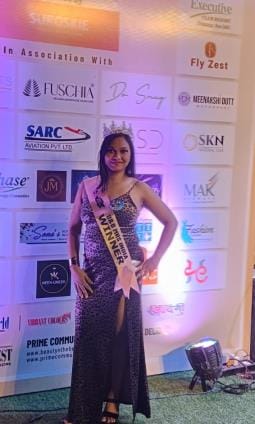 Nimisha of Lohia Institute was chosen as Mrs. India