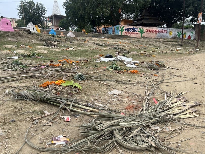 Chhath is over, the responsible people forgot to clean up, more than 25 ghats of the city are dirty.