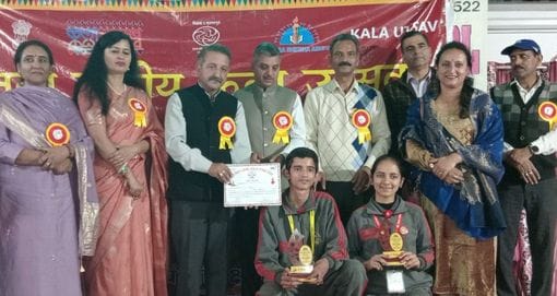 Kandaghat students' spectacular performance in the art festival