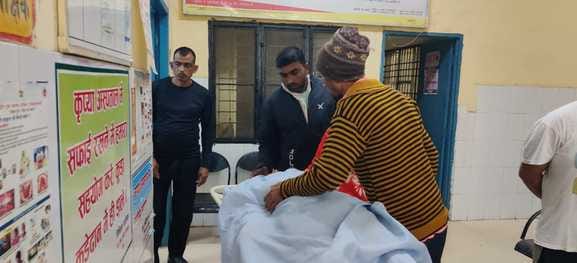 Woman dies after falling from a moving bike