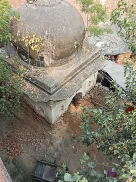 Uproar over demolition of a tomb in a cemetery