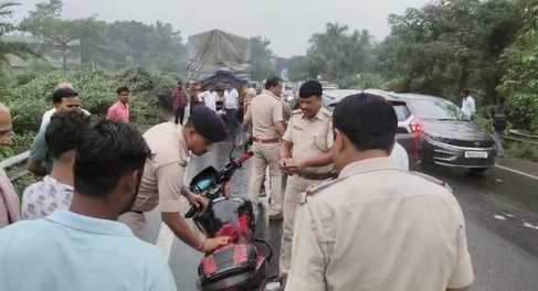 मौके पर मौजूद लोग