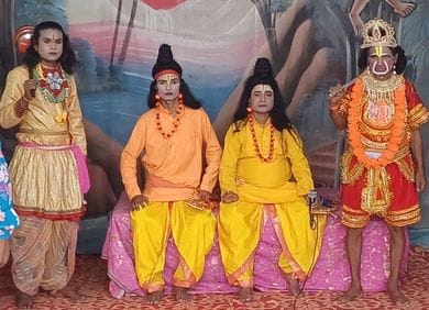 Vibhishana surrendered, the construction of Ram Setu was also staged.