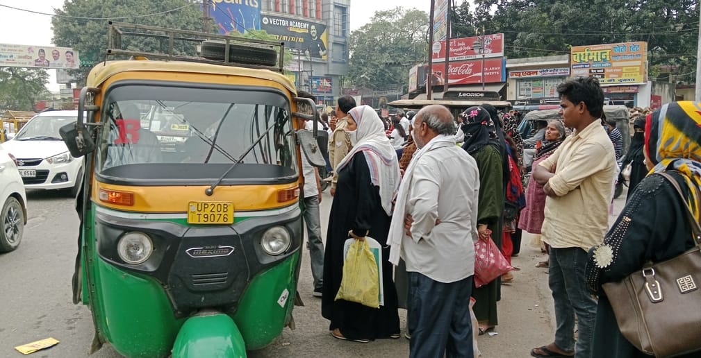 The route of roadways buses has been changed to give exemption to illegal vehicles in the city.