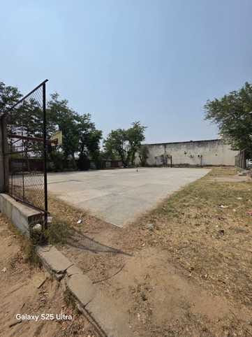 Basketball courts are deteriorating due to lack of trainers