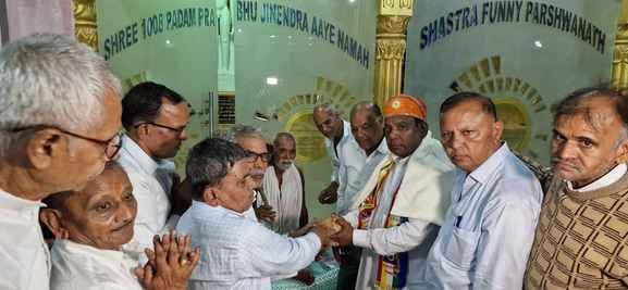 Received the blessings of the Maharaja