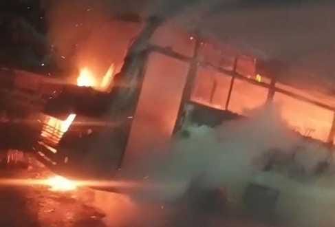 Private bus catches fire, burns to ashes