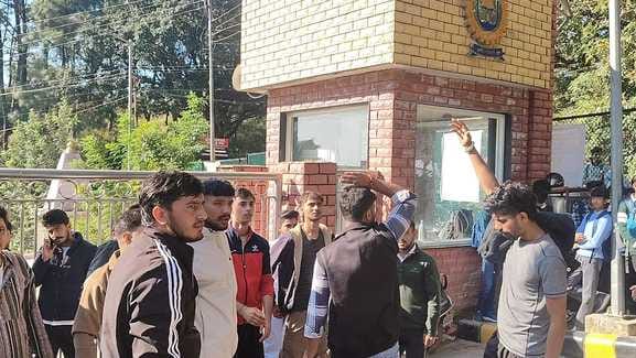ABVP staged a sit-in protest over non-supply of sports equipment to players