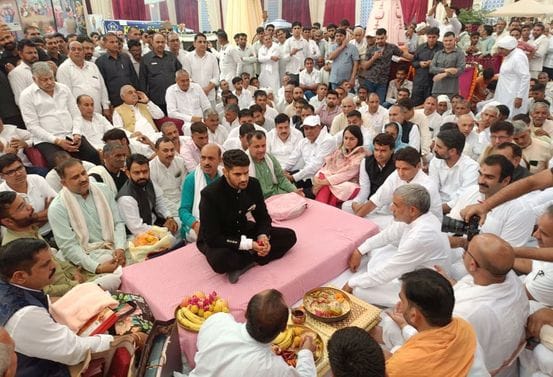 The MLA offered one rupee and a coconut at his sons engagement ceremony