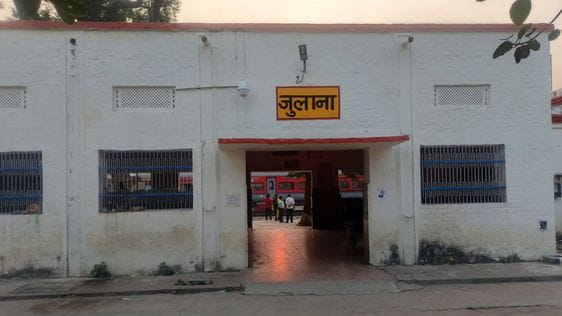 The special train for Khatu Shyam will have a halt at Julana.