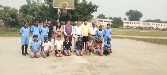 Jind got 73 points on the first day of basketball competition.
