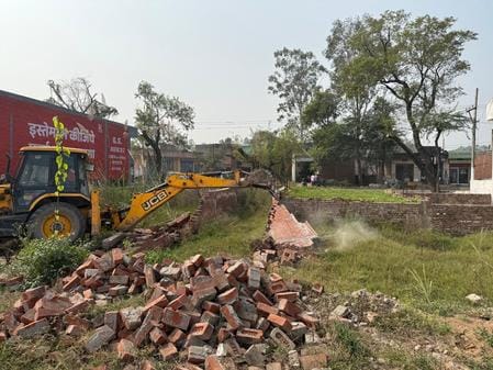 Illegal colony being developed in Sonda village demolished