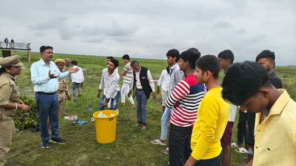 Pledge taken for cleanliness of the lake and protection of birds