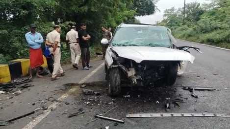 Muzaffarpur Bihar news : road accident one died two major injured police investigate