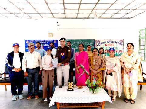 Discipline, hard work and positive thinking are necessary to be successful in life: SP