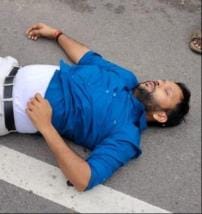 High-speed car hits divider, six injured