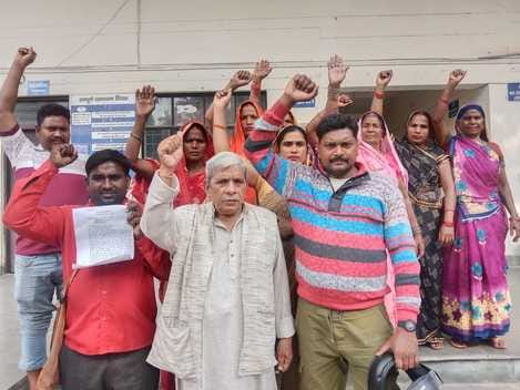 Demonstration in the tehsil against the occupation of the Chak Marg