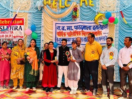 Children should play their role in social activities along with education: Vivek