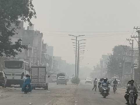 Pollution has dimmed the brightness of the sun.