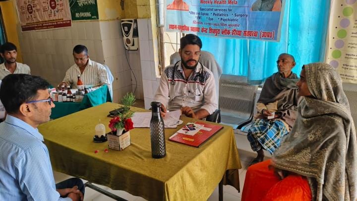 Patients suffering from seasonal diseases reached the health fair.