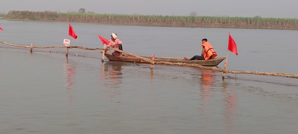 A wonderful confluence of faith is visible on the banks of the Ganges.