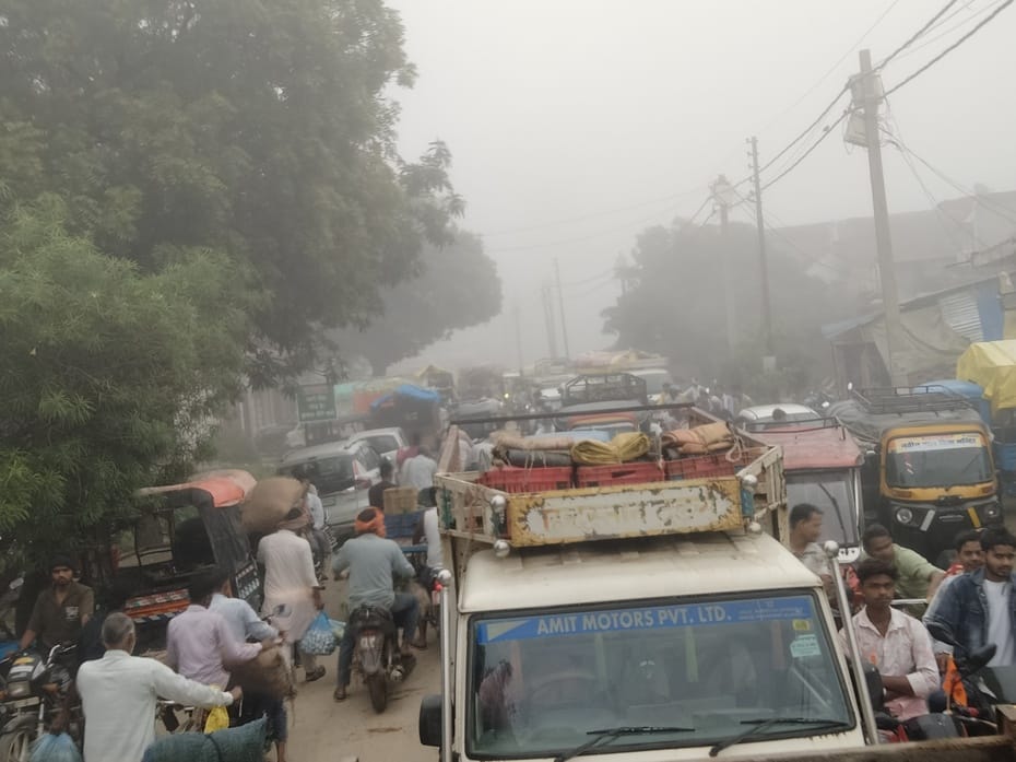 Siddharthnagar News : Daily traffic jam in Mandi...traders and farmers worried