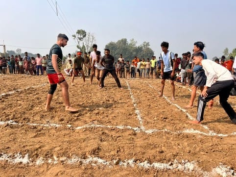 Akash and Saloni first in 100 meter race, Rasulgarh team won in Kabaddi.