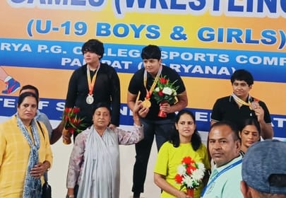 Itisha Chaudhary won gold medal at the national level