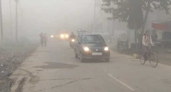 Siddharthnagar News : Cotton sheets in the sky