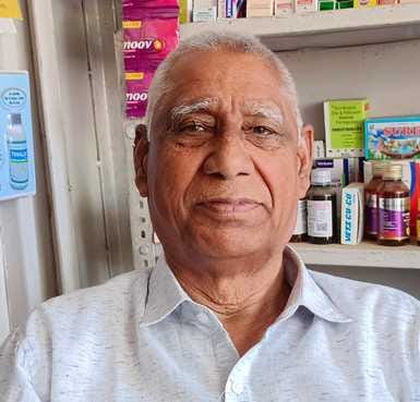 The beat of the dholak disappearing in the DJ's tune