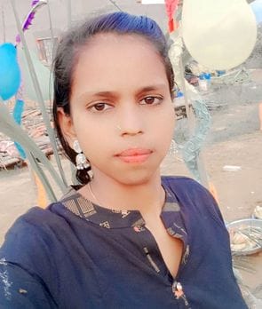 Teenager dies in car accident