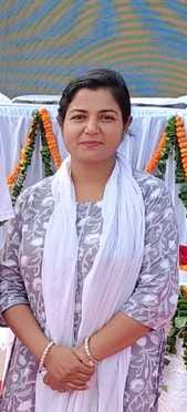 Komal ignited the flame of education in the slums.