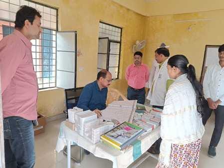 Siddharthnagar News : CMO inspects health camp and PHC
