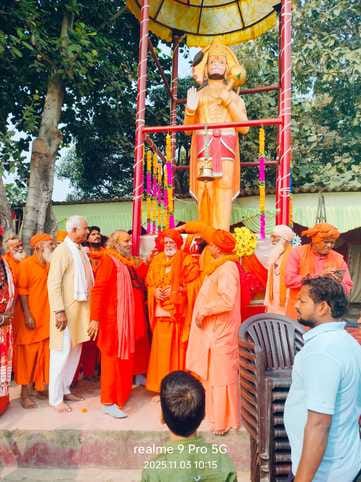 Organizing a feast on the anniversary of the statue of Hanuman ji
